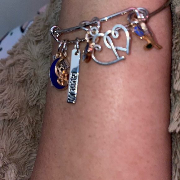 Lyfe - Picture 4 of 4